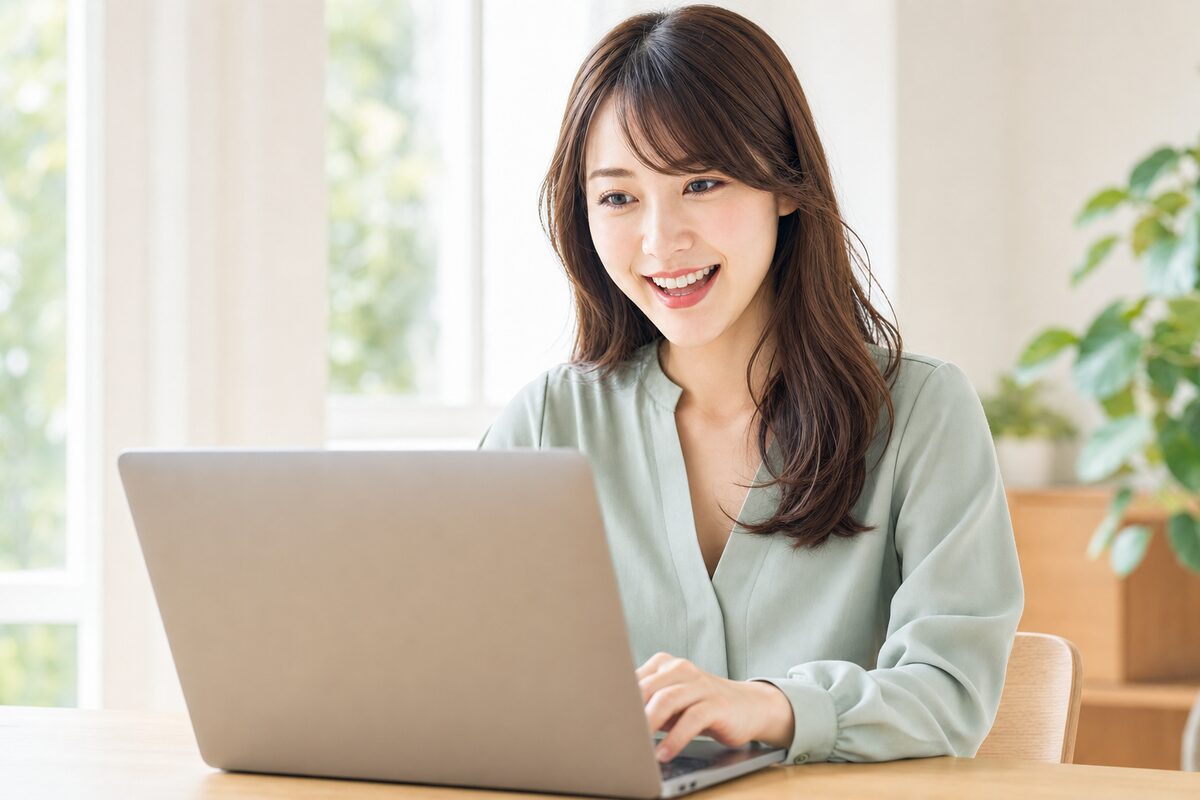 AI画像の動画化に取り組む副業会社員のアイ