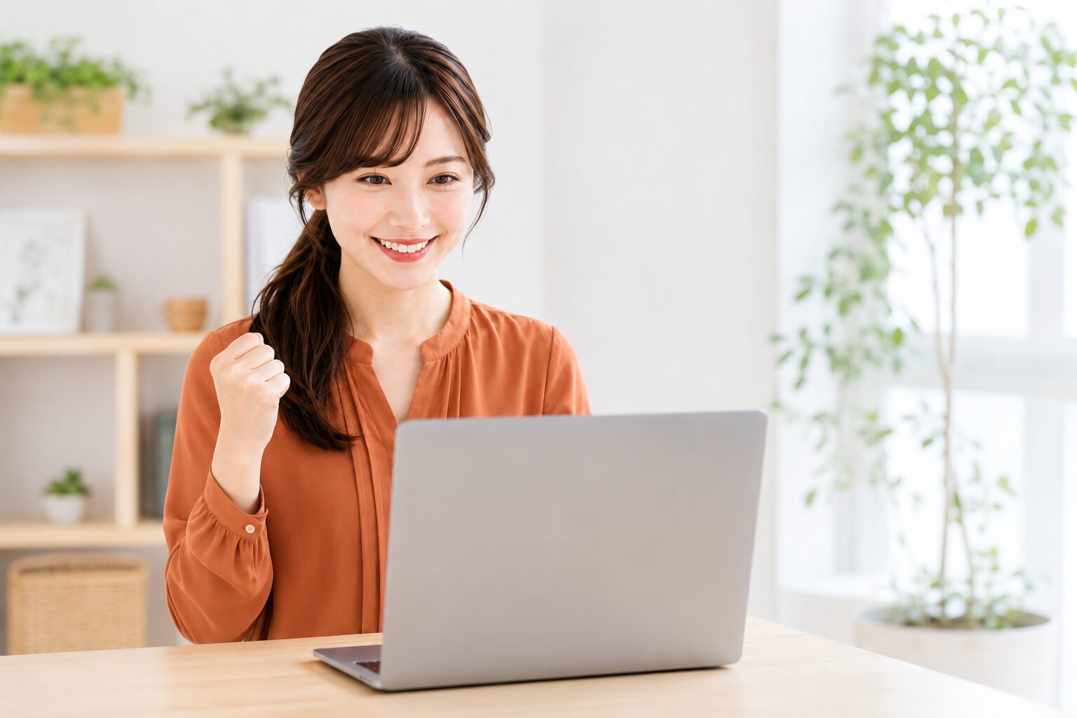 段階契約で収益化に成功した会社員のイメージ