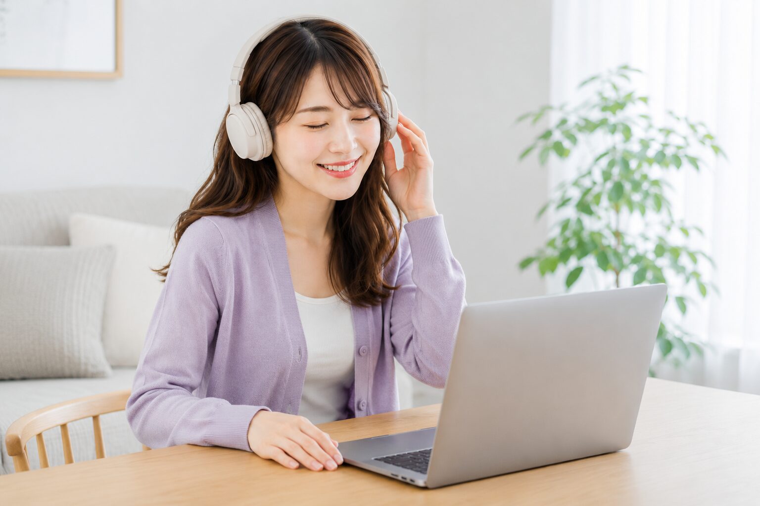 Suno AIで作った曲を聴いて満足する女性